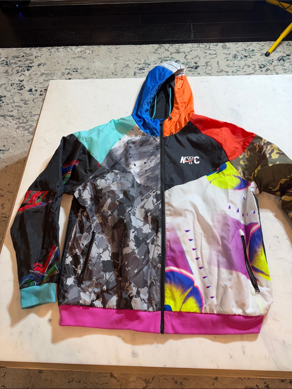 Nike NYC Hooded Windbreaker Jacket Multicolor Graphic Camo Mesh Lined Men’s XXL